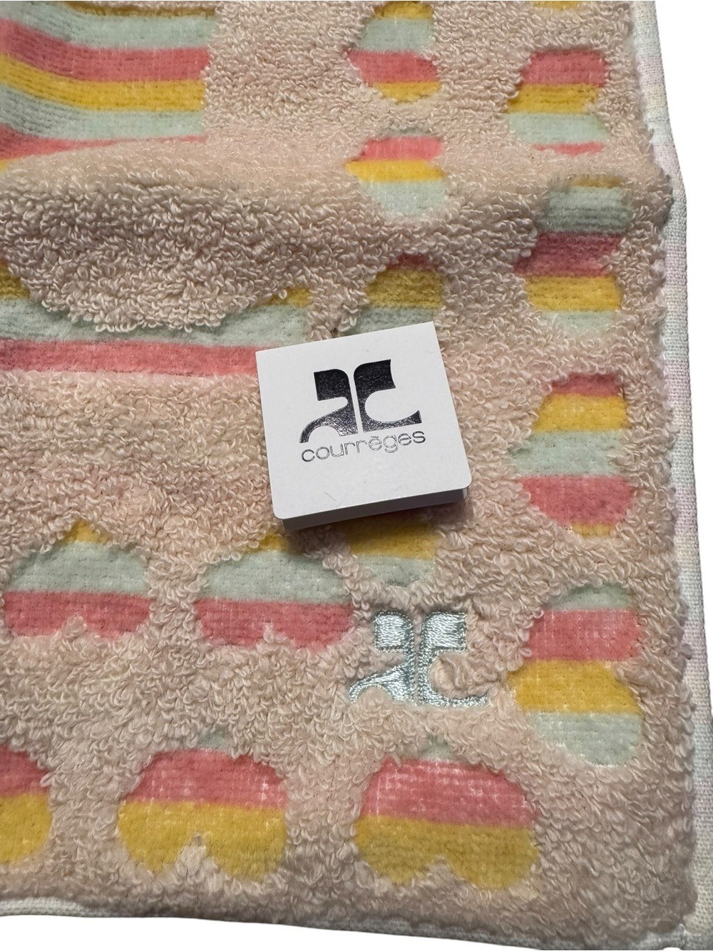 Courreges Hand Towel NWT - Picture 2 of 8